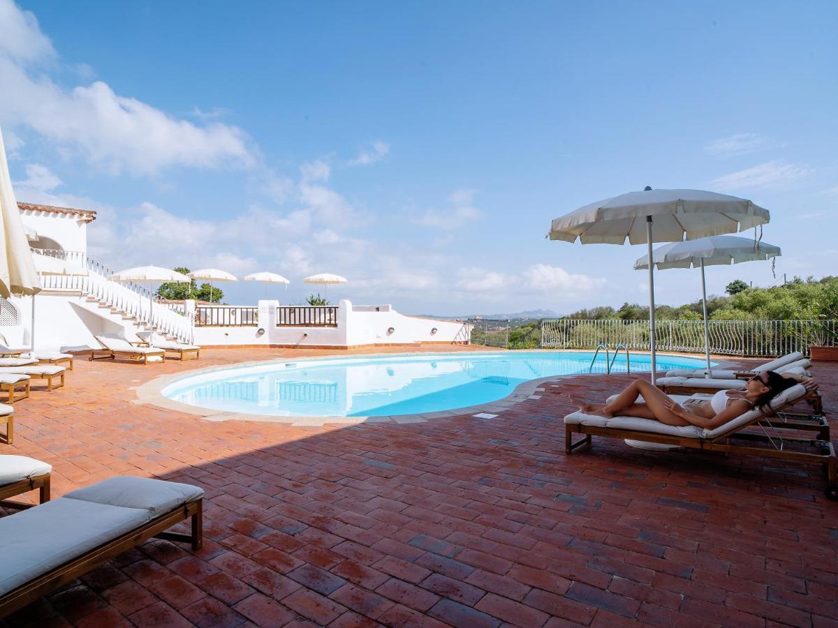 Hotel Pedra Santa Baja Sardinia Luaran gambar