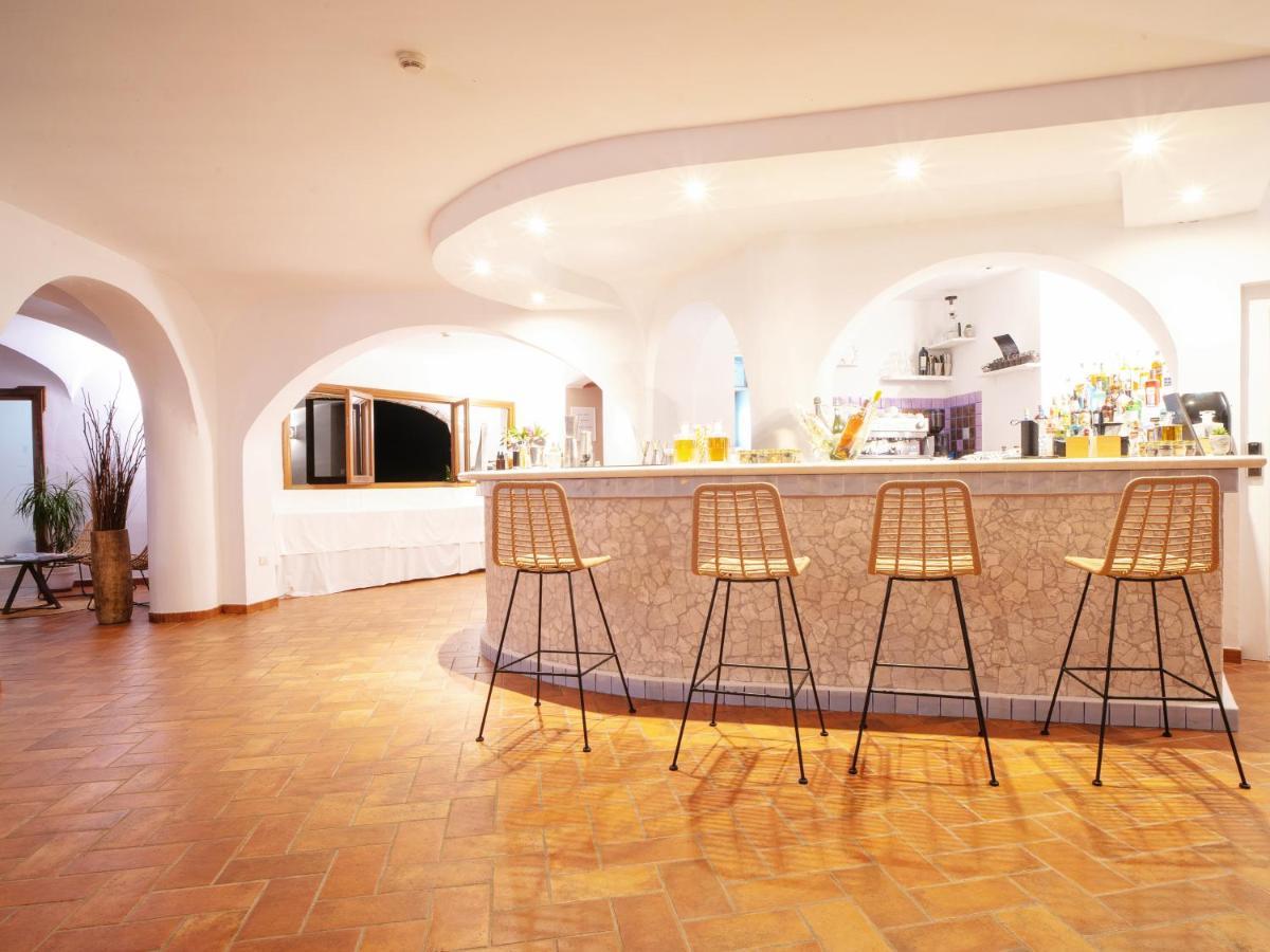 Hotel Pedra Santa Baja Sardinia Luaran gambar