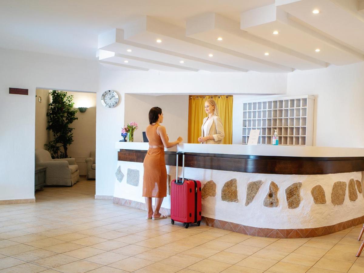 Hotel Pedra Santa Baja Sardinia Luaran gambar