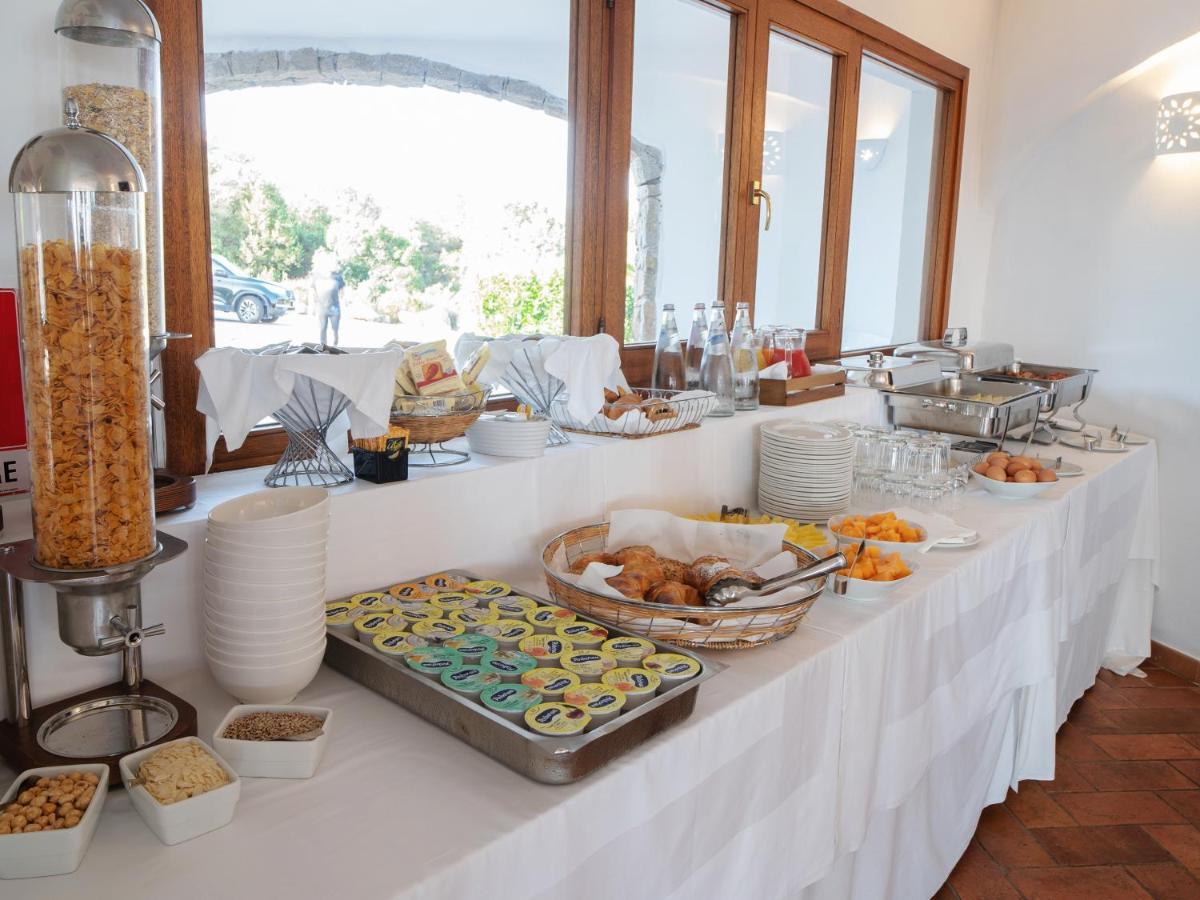 Hotel Pedra Santa Baja Sardinia Luaran gambar