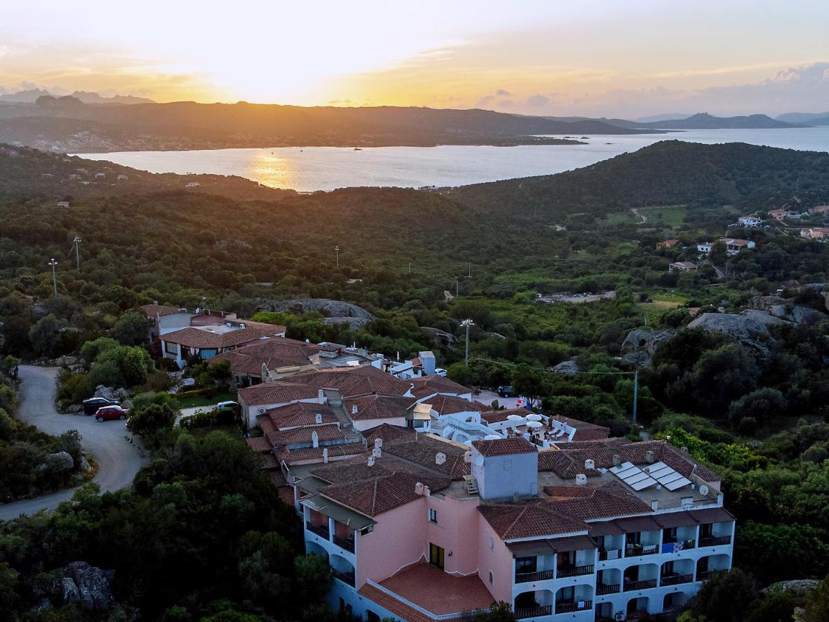 Hotel Pedra Santa Baja Sardinia Luaran gambar