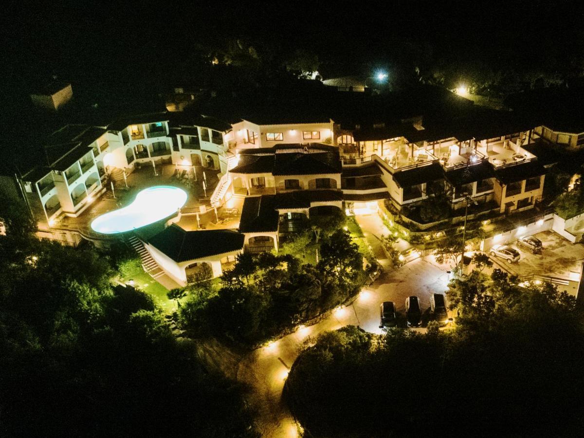 Hotel Pedra Santa Baja Sardinia Luaran gambar